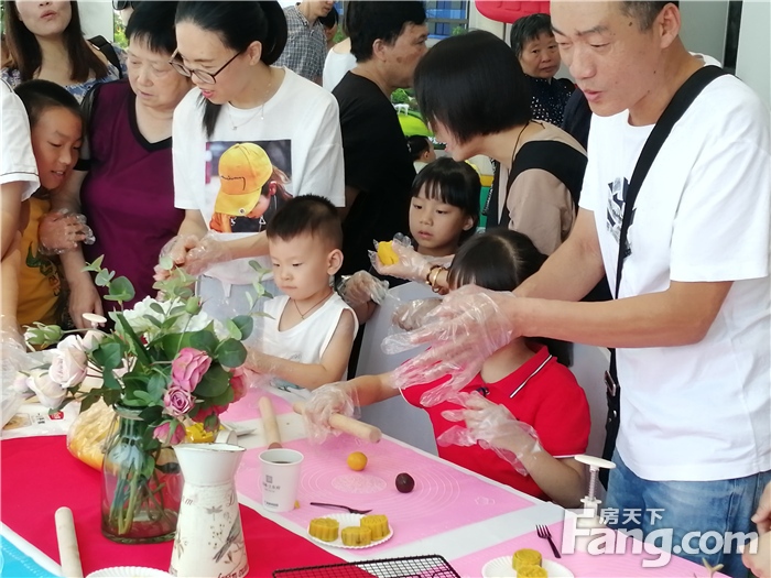 志城·上东府中秋月饼DIY丨定制属于你的节日色彩