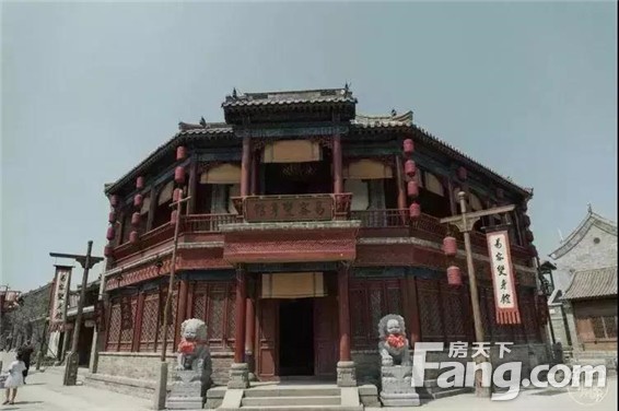 穿越百年老郑州，建业十八城6期邀您同游电影小镇！