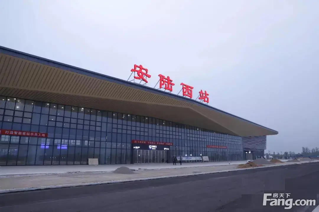 安陆西站建设工作,已经进入最后收尾阶段,计划与汉十高铁新修线路