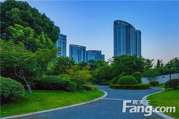 【信合春天里】购房百科|绿化率≠绿地率，买房究竟看哪个？