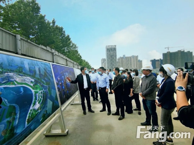 市长刘尚进视察漯河绿地中央广场项目