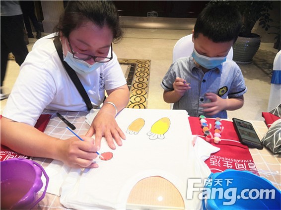 把态度穿在身上，信华城T恤DIY亲子活动创意来袭！