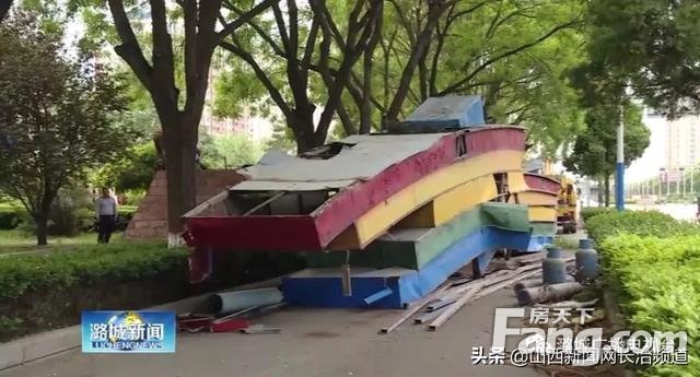 潞城区地标性建筑彩虹桥正式拆除