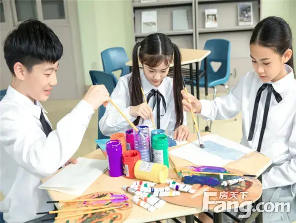 天福·山河观邸乐玩乐学第三季来啦俄罗斯套娃DIY绘画艺术讲堂等你来约！