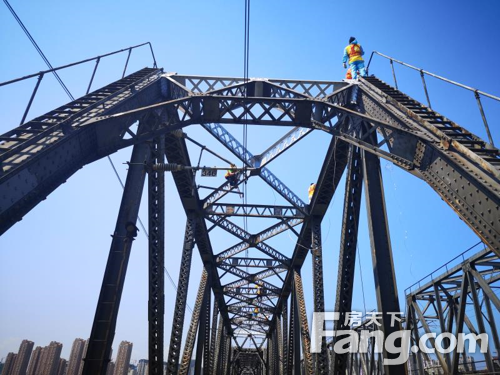 为期3个月！京沪线百年淮河铁路桥 首次进行停电钢梁涂装大修
