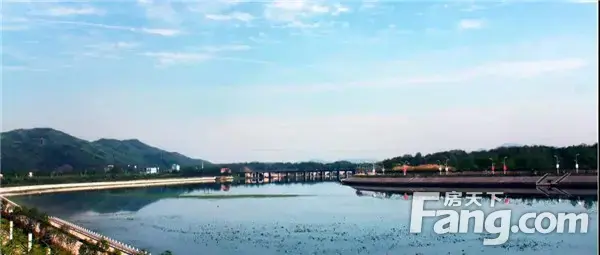 信合·春天里|浉河畔瞰河宜居大盘，重塑一座城市的人居仰望!