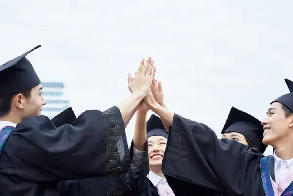 信合·春天里|要健康长大，也要超级学霸，你的选择决定孩子成长路