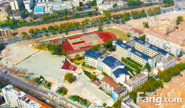 稠州中学城南校区将扩建，新建教学楼、体育馆、国际交流中心等，工期500天