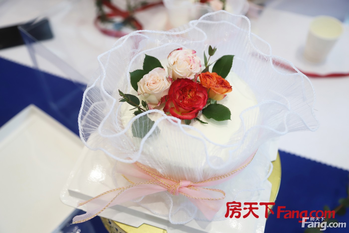 浓情玫瑰，甜在心上！华都·天元府网红网纱玫瑰蛋糕DIY来袭！