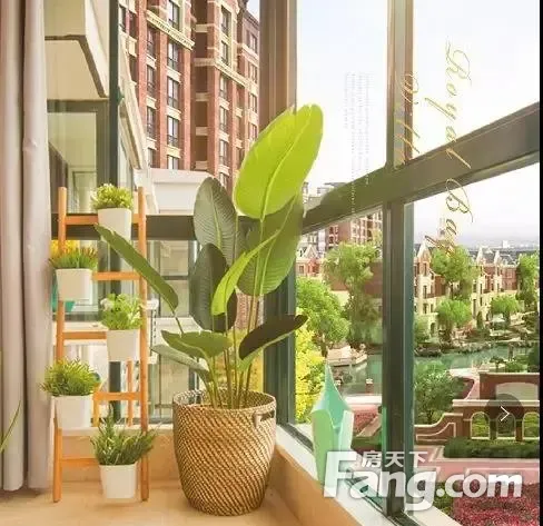 君汇华府精致八角阳台给生活填一份乐趣