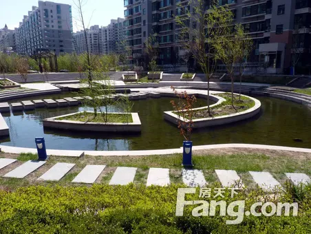 华纺易城东区南北三居室 业主换房所以出售本房 装修好看房方便