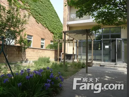 望京 联排别墅 慧谷根园 带40平花园 有车库 价格可大谈 给周期