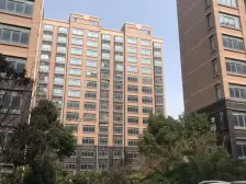 大开间,卫生间全明,品质小区,小区入口附近