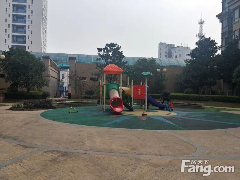 小区相关图