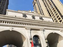 万达旁出门就是丁玲公园南北通透装修保养好