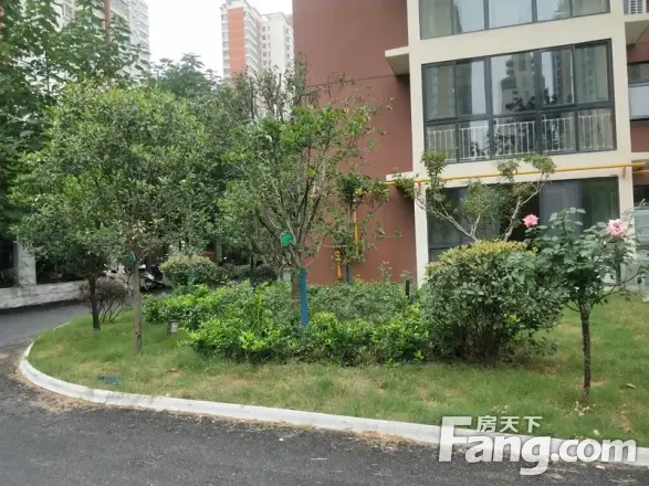 红盾小区实景图