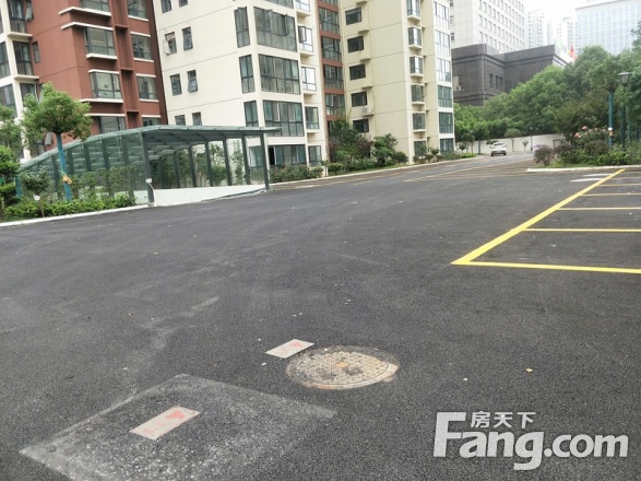 红盾小区实景图