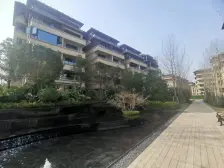 璧山街道 融睿香墅里六房217万