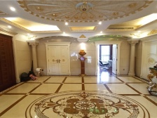 新出天鹅堡高层看湖景复式,诚意出售 拎包入住