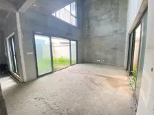 南城翡翠东望边位别墅 上下4层带双车位有钥匙方便看房