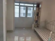 近地铁精装一房,中间楼层南北通透,房东有必买原因,价格可谈