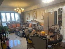 钟楼 绿地世纪城 4室2厅