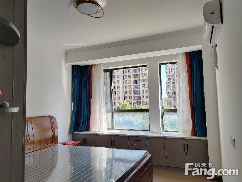 汇成·凡尔赛3室2厅2卫南北朝向126.00万元出售