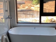 至嘉御泉风情2室1厅2卫南朝向123.00万元出售