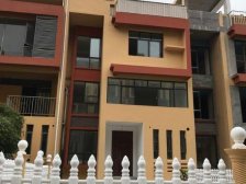 东方花城5室4厅3卫南北朝向149.00万元出售